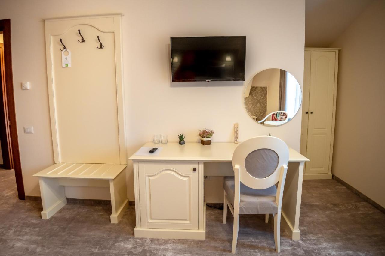Ana Boutique Bed and Breakfast Άλμπα Ιούλια Εξωτερικό φωτογραφία