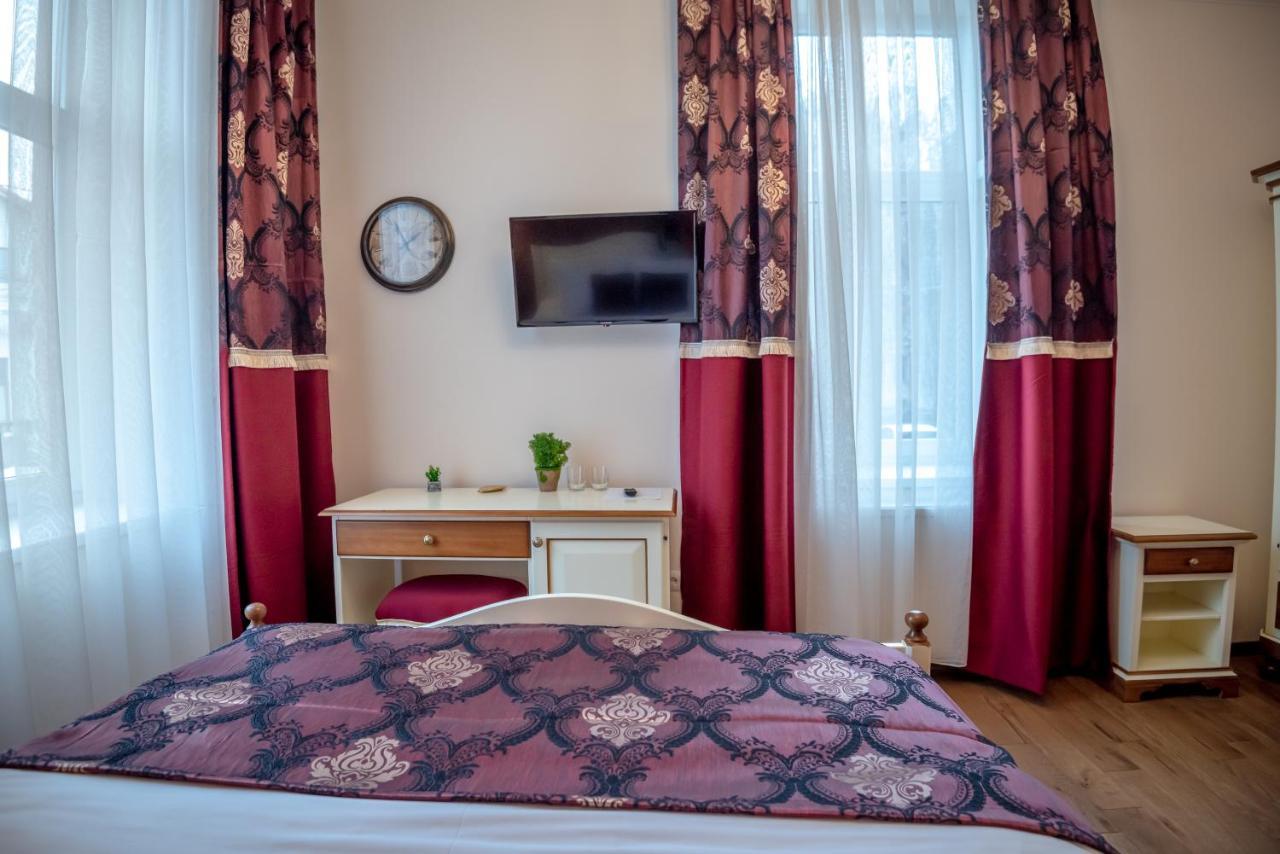 Ana Boutique Bed and Breakfast Άλμπα Ιούλια Εξωτερικό φωτογραφία