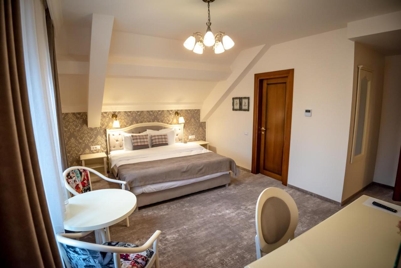 Ana Boutique Bed and Breakfast Άλμπα Ιούλια Εξωτερικό φωτογραφία