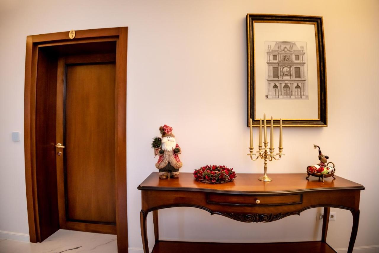 Ana Boutique Bed and Breakfast Άλμπα Ιούλια Εξωτερικό φωτογραφία