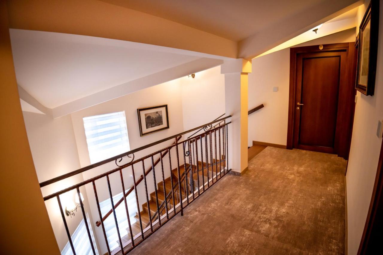 Ana Boutique Bed and Breakfast Άλμπα Ιούλια Εξωτερικό φωτογραφία