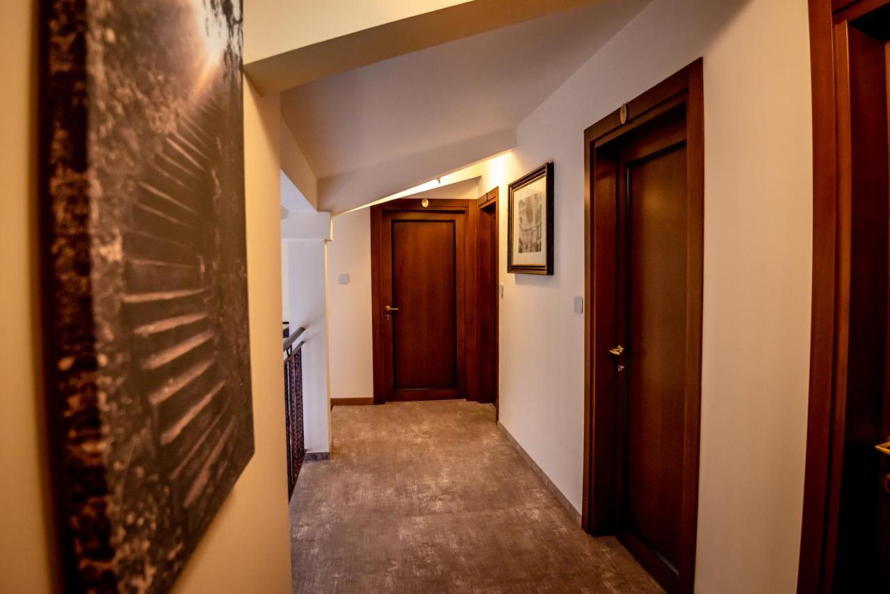 Ana Boutique Bed and Breakfast Άλμπα Ιούλια Εξωτερικό φωτογραφία