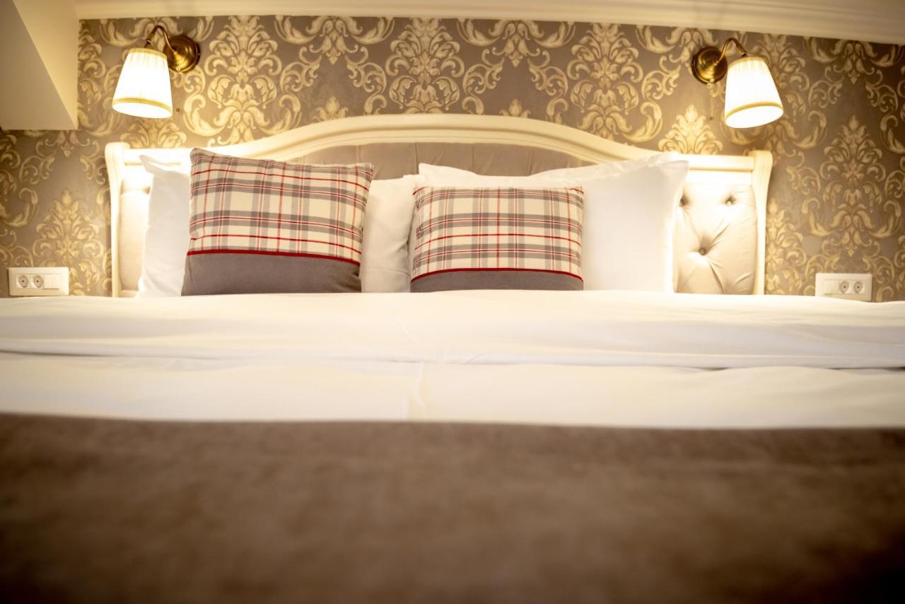 Ana Boutique Bed and Breakfast Άλμπα Ιούλια Εξωτερικό φωτογραφία