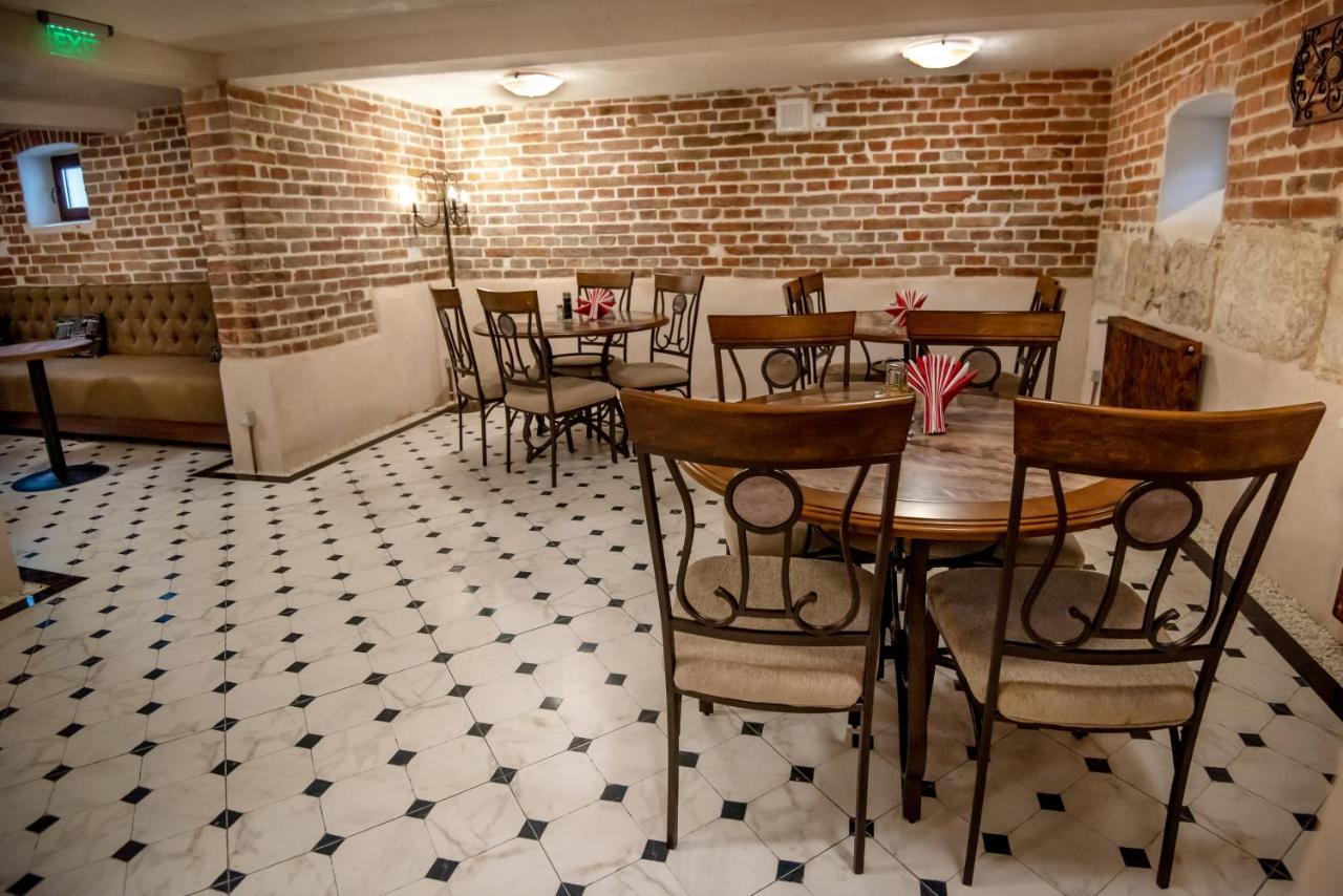 Ana Boutique Bed and Breakfast Άλμπα Ιούλια Εξωτερικό φωτογραφία